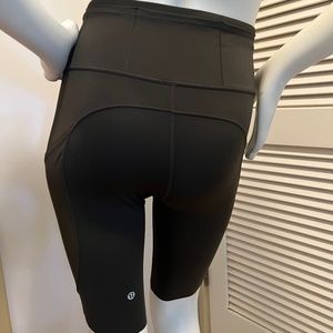 Lululemon Fast and  Free 10 inch shorts w/ pockets